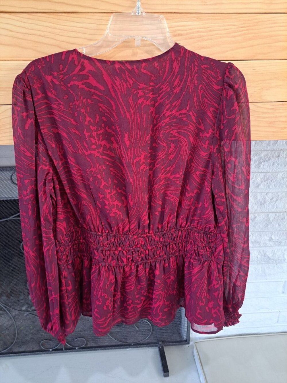 New Sofia Vergara Womens Red V-Neck Wrap Blouse Baloon Long Sheer Sleeves Large - Picture 7 of 11